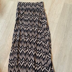 Wet Seal Womens maxi skirt